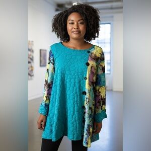 Ali Miles Artsy turquoise tunic top‎
